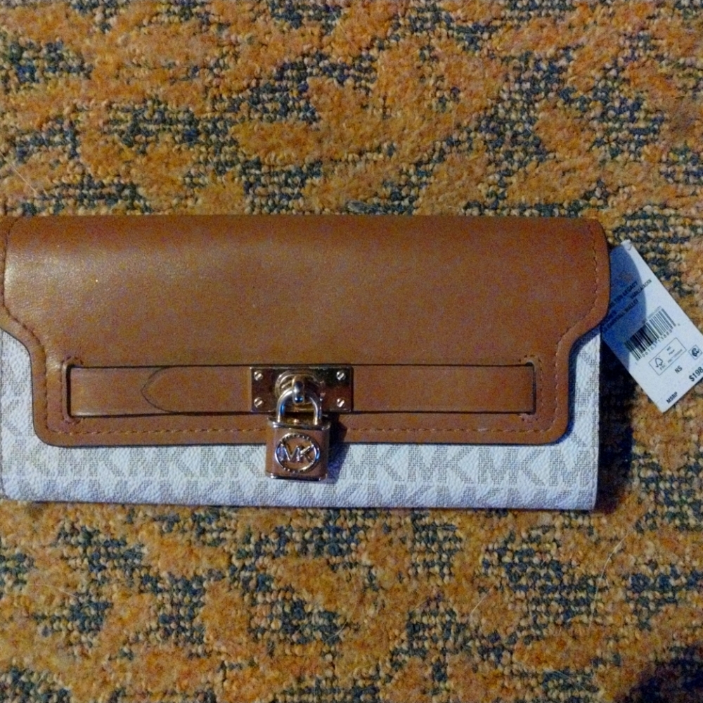 MK wallet